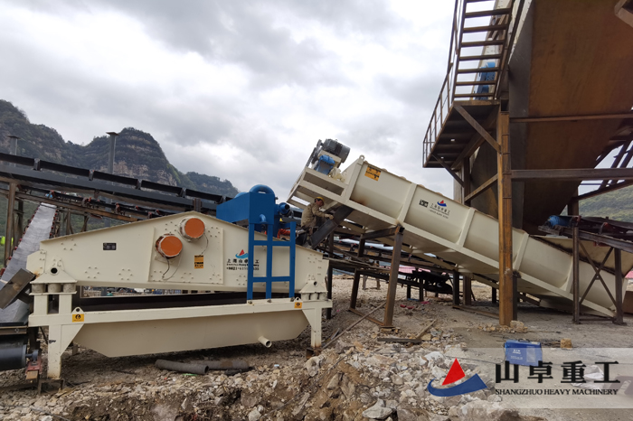 立(lì)軸(zhóu)衝擊式(shì)破碎機